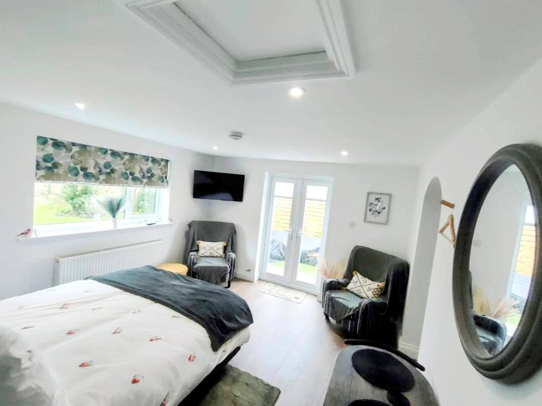 Robin's Nest Guestroom